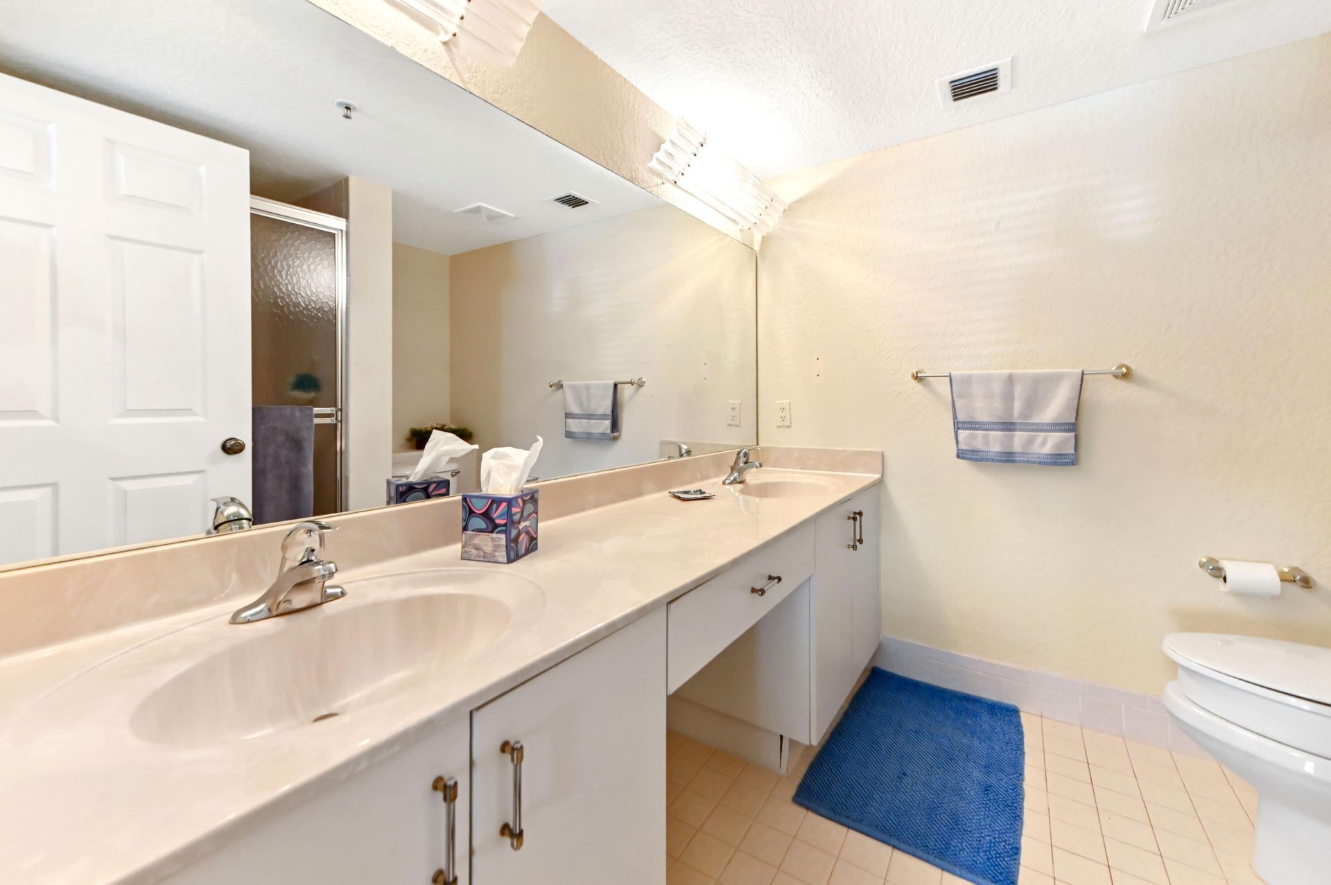 5842 Crystal Shores Drive, Unit 207, Boynton Beach, FL 33437 Photo