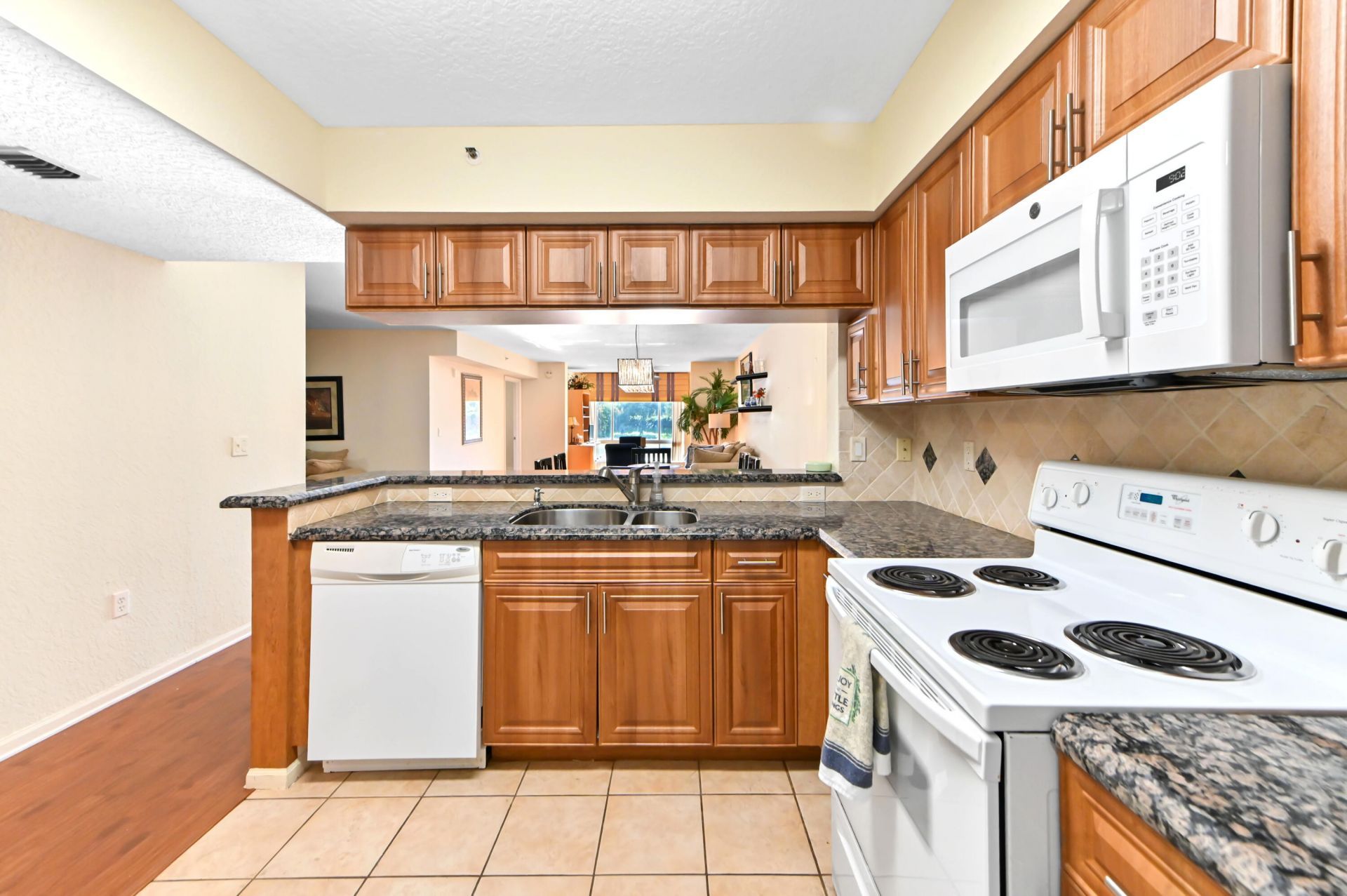 5842 Crystal Shores Drive, Unit 207, Boynton Beach, FL 33437 Photo