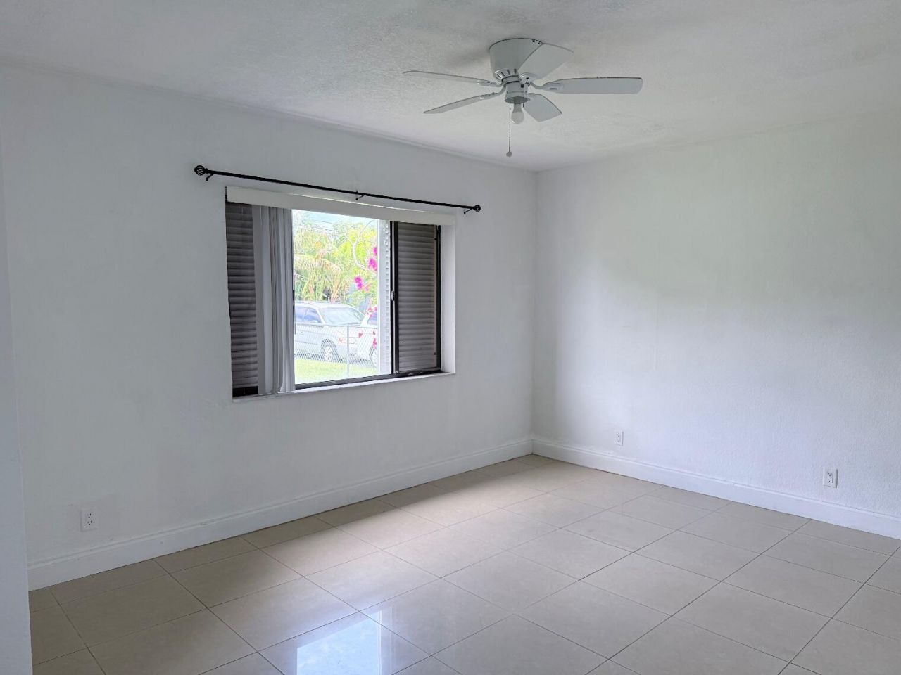 16100 NE 10th Avenue, North Miami Beach, FL 33162 Photo