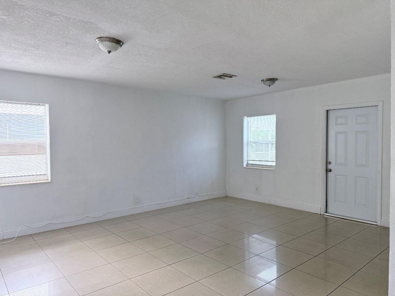 16100 NE 10th Avenue, North Miami Beach, FL 33162 Photo