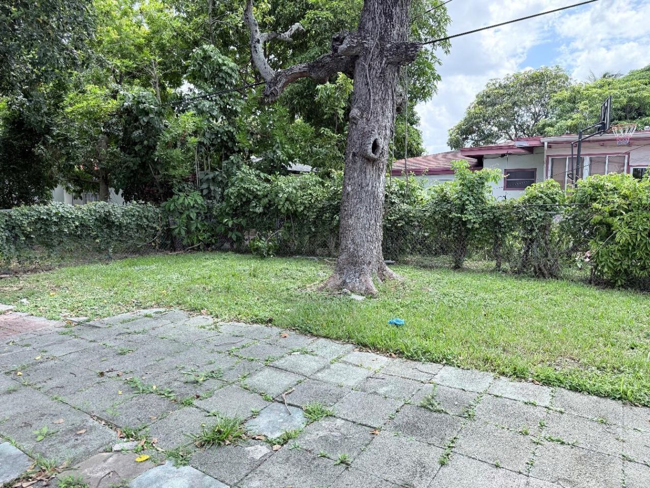 16100 NE 10th Avenue, North Miami Beach, FL 33162 Photo