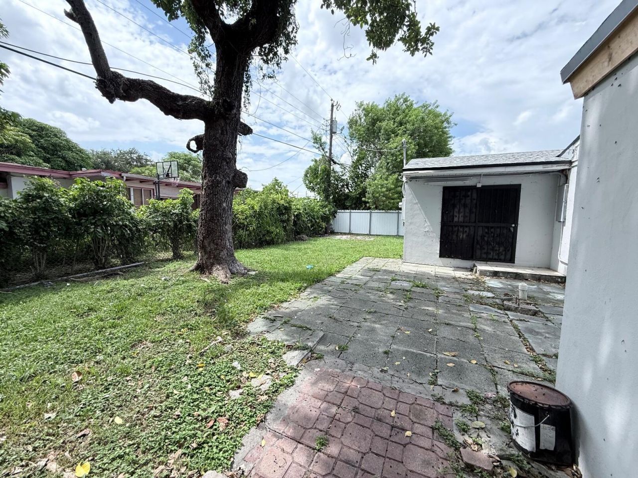 16100 NE 10th Avenue, North Miami Beach, FL 33162 Photo