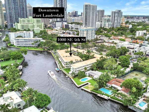 1000 SE 4th Street, Unit 206, Fort Lauderdale, FL 33301