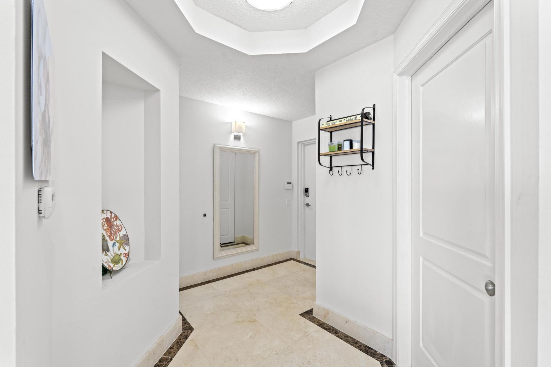 309 E Ocean Avenue, Unit 304, Lantana, FL 33462 Photo