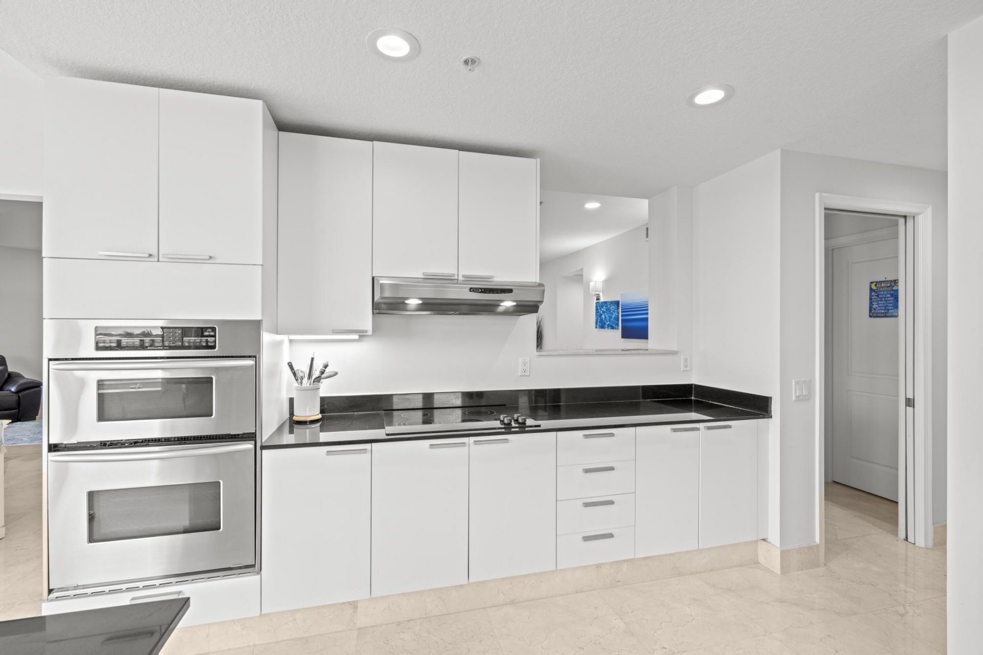 309 E Ocean Avenue, Unit 304, Lantana, FL 33462 Photo