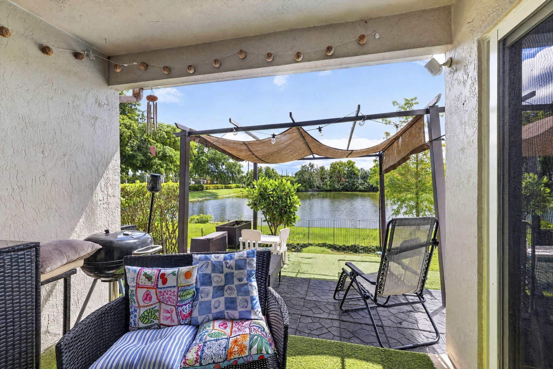 9440 E Plum Harbor Way, Tamarac, FL 33321 Photo