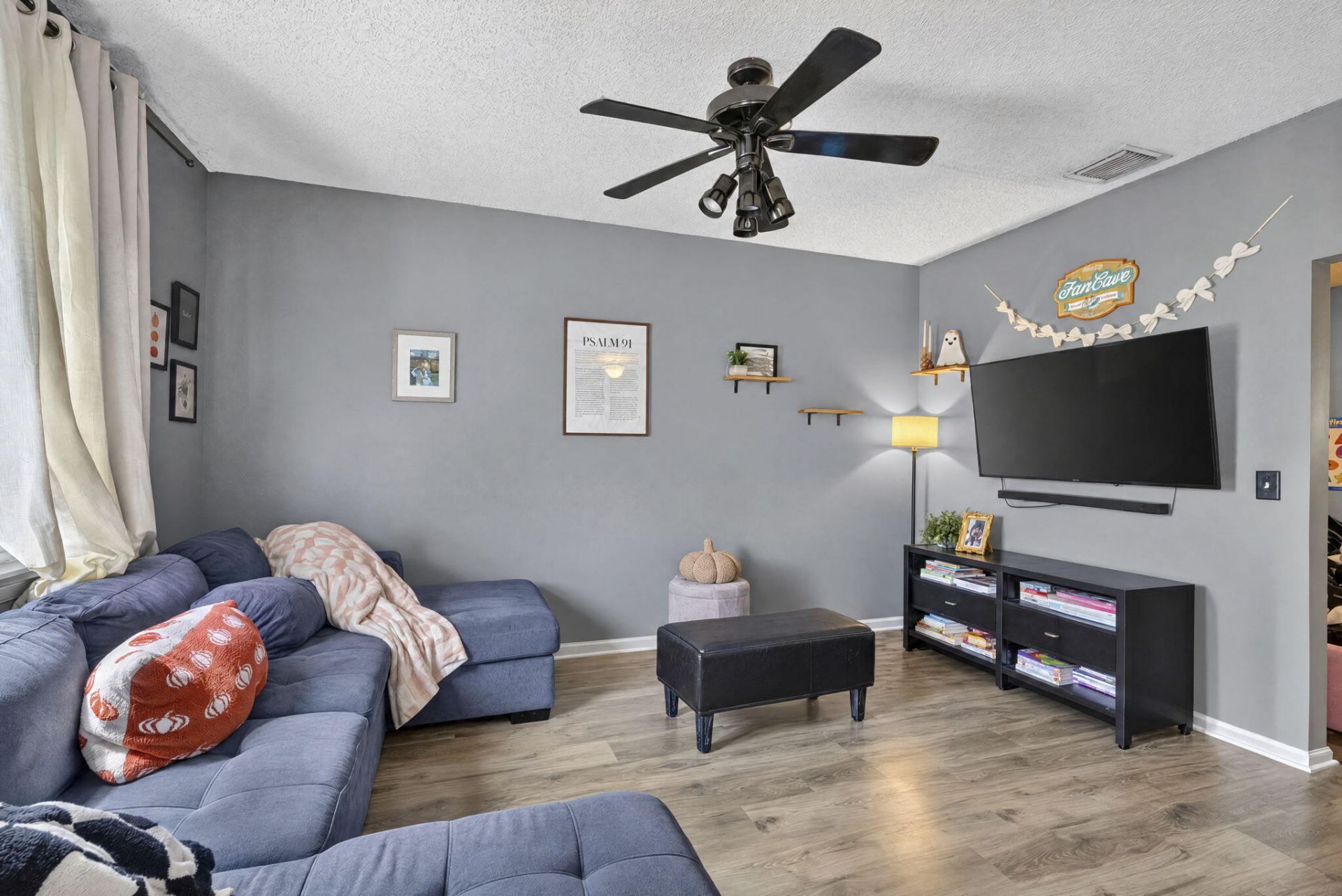 9440 E Plum Harbor Way, Tamarac, FL 33321 Photo