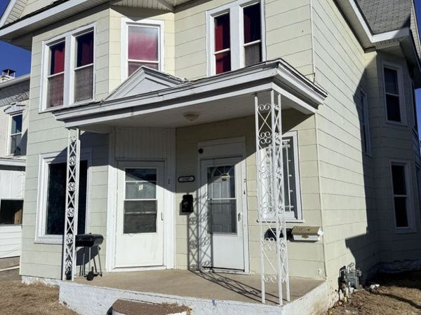 2507 7th Avenue , Rock Island, IL 61201