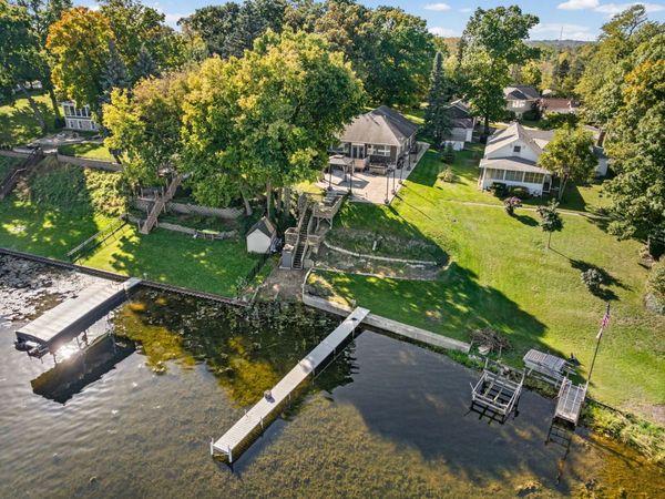 42071 N Old Lake Avenue , Antioch, IL 60002