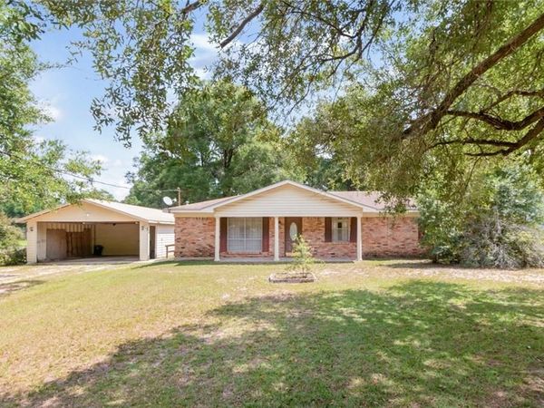 5668 1st Street, Satsuma, AL 36572