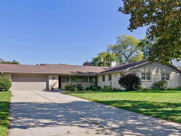160 ST MARYS BOULEVARD, Green Bay, WI 54301