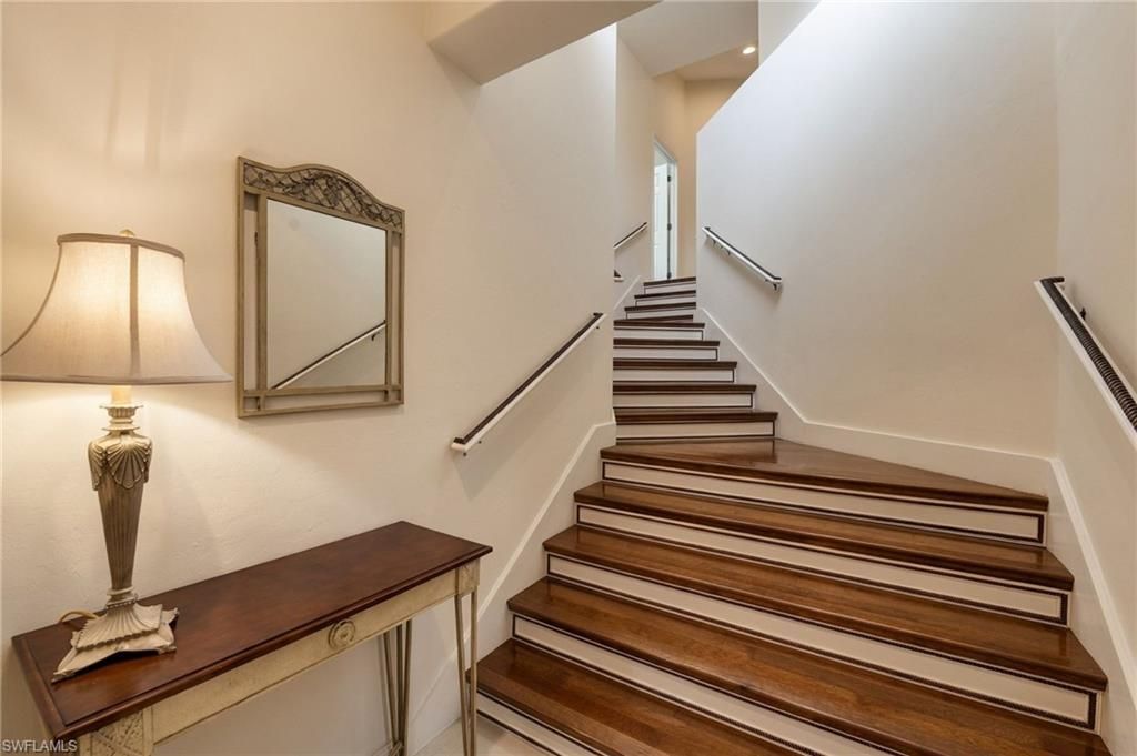 8437 Radcliffe Ter, Unit 204, Naples, FL 34120 Photo