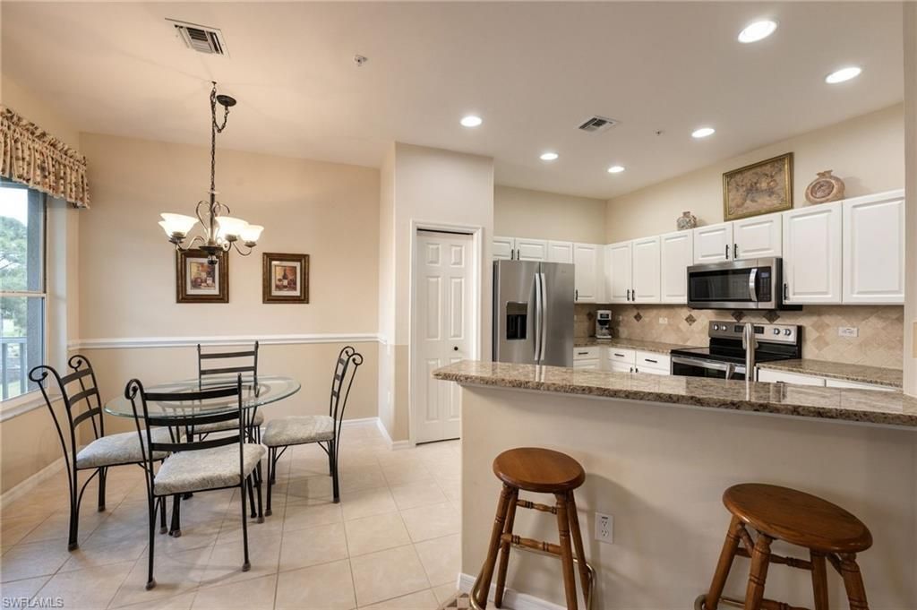 8437 Radcliffe Ter, Unit 204, Naples, FL 34120 Photo