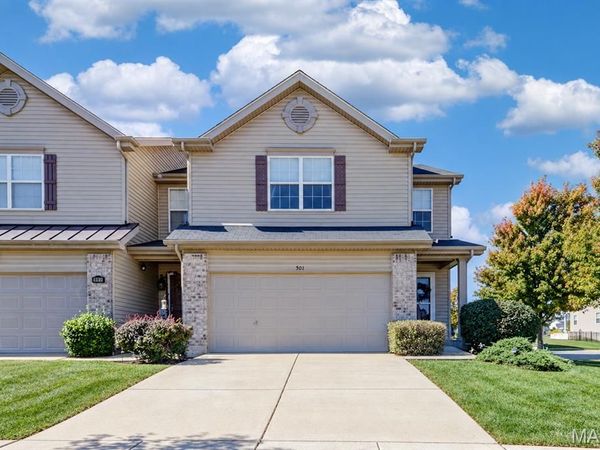 501 Country Circle Drive, Lake St Louis, MO 63367