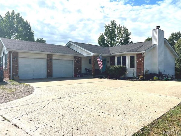 14620 Pike 377 , Bowling Green, MO 63334