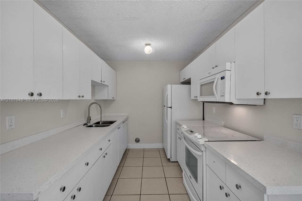 25860 SW 127th Pl , Homestead, FL 33032 Photo