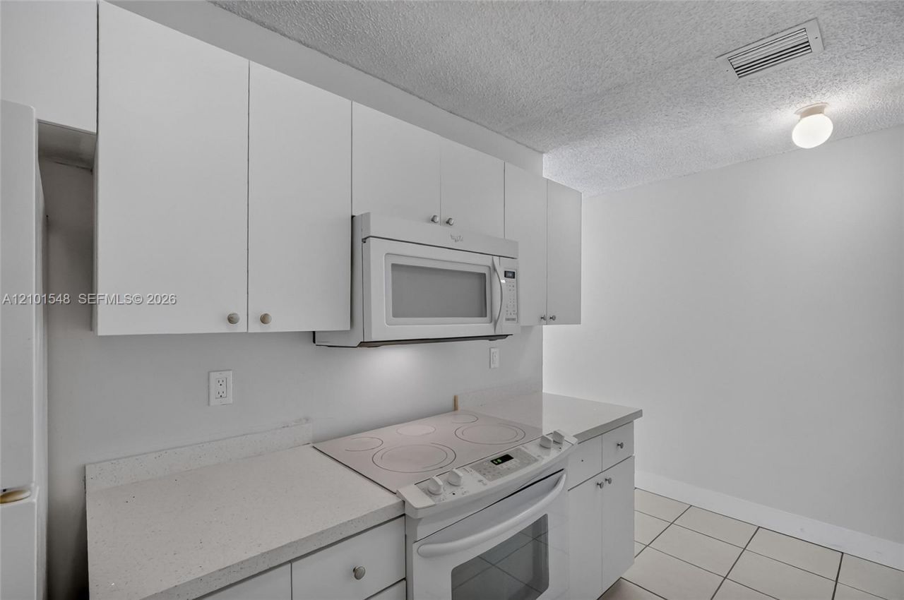 25860 SW 127th Pl , Homestead, FL 33032 Photo