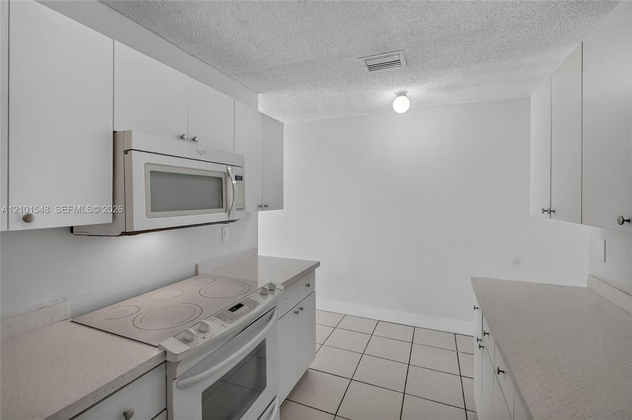 25860 SW 127th Pl , Homestead, FL 33032 Photo