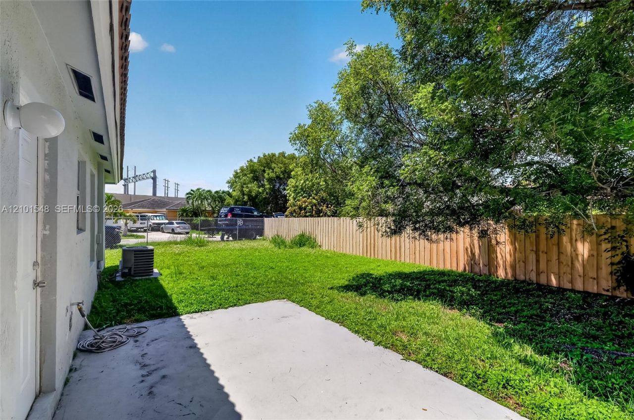 25860 SW 127th Pl , Homestead, FL 33032 Photo