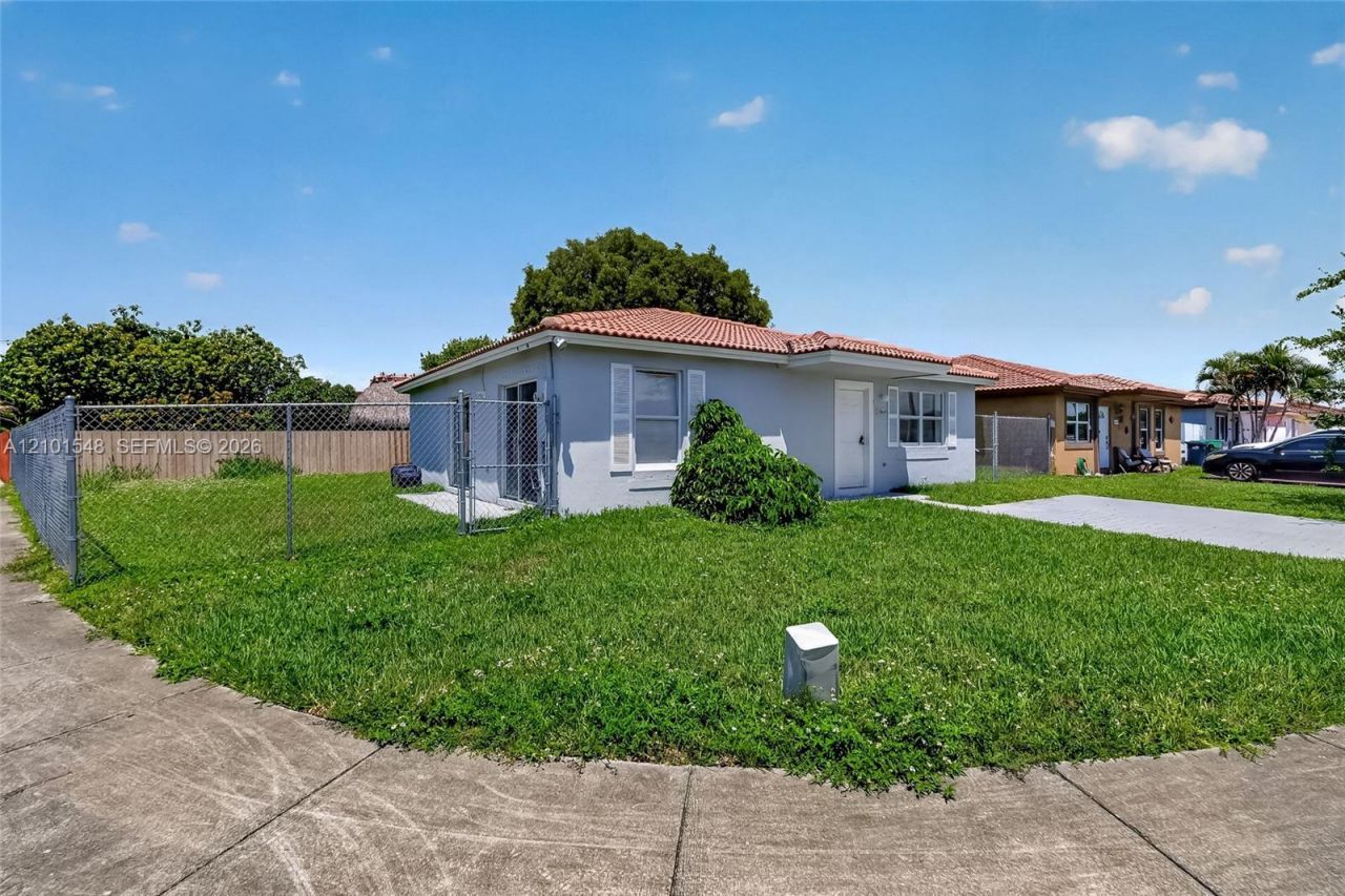 25860 SW 127th Pl , Homestead, FL 33032 Photo