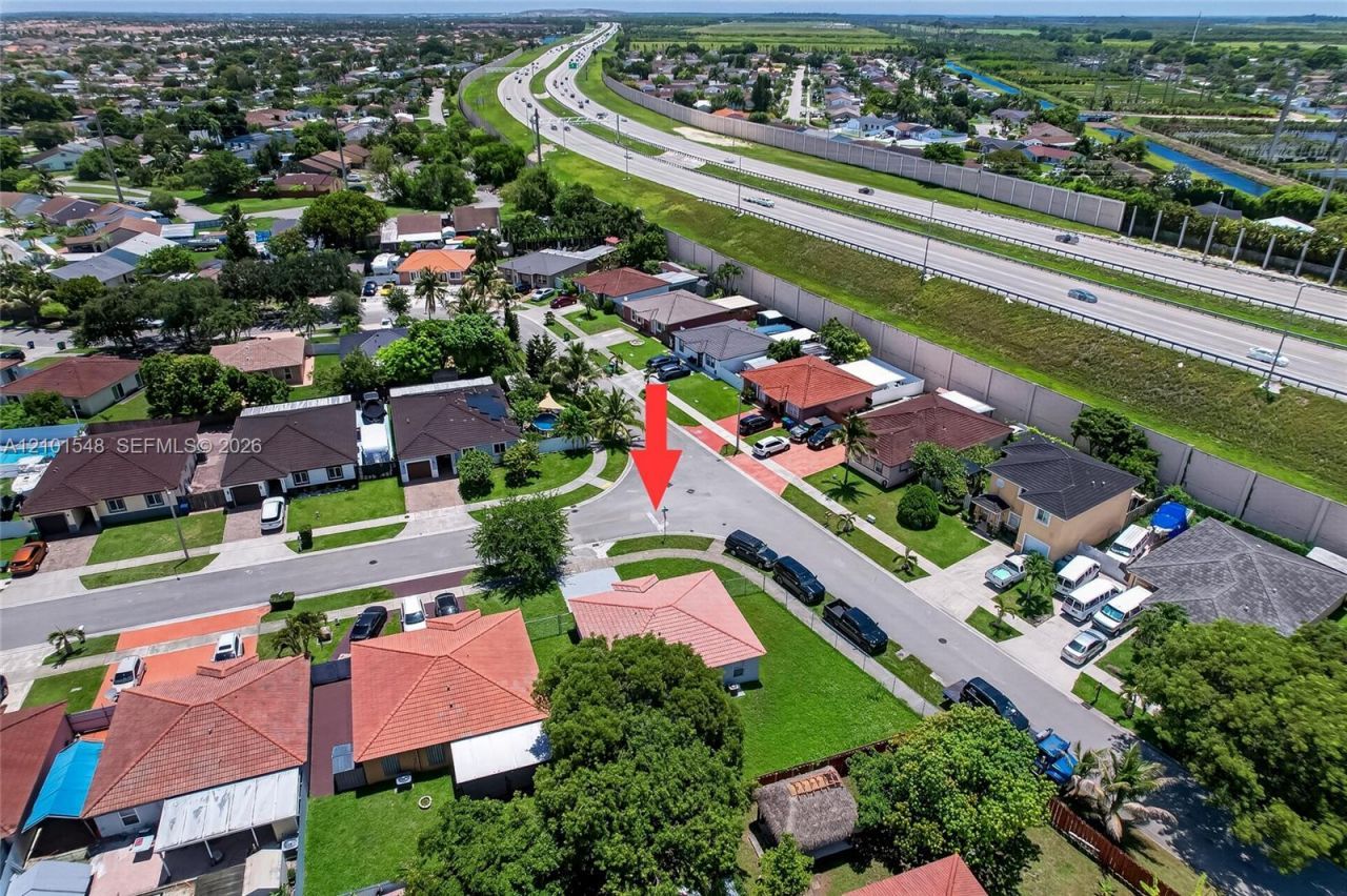 25860 SW 127th Pl , Homestead, FL 33032 Photo