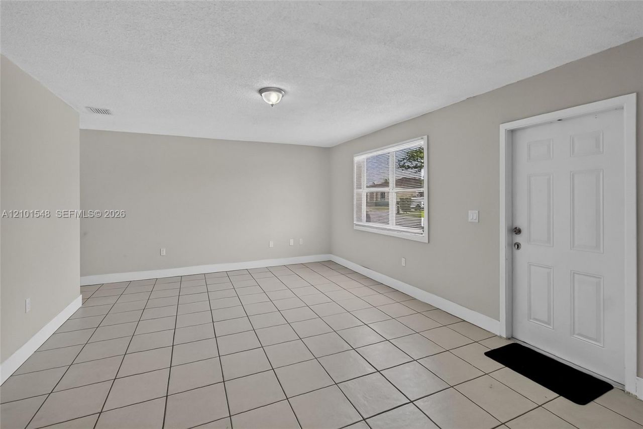 25860 SW 127th Pl , Homestead, FL 33032 Photo
