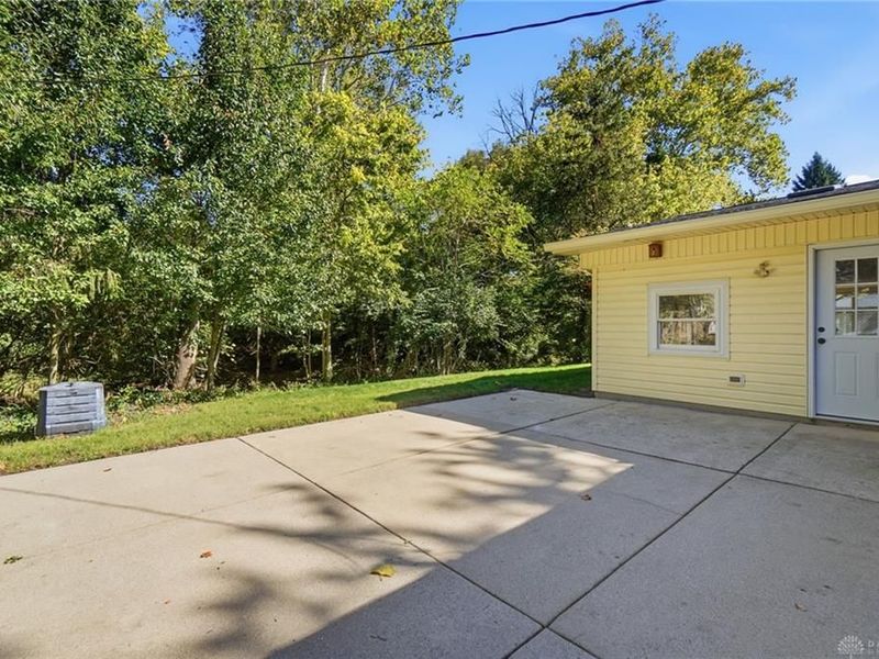 2427 Portage Path, Bellbrook, OH 45305 Photo 74