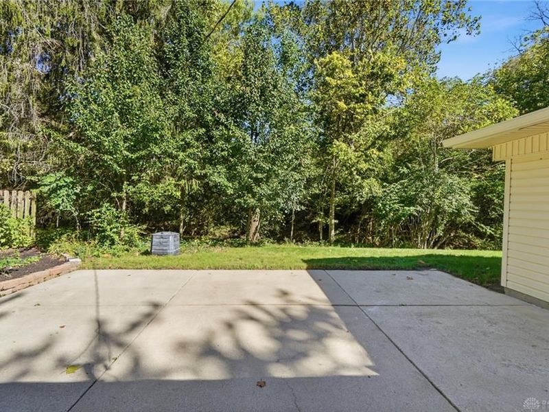 2427 Portage Path, Bellbrook, OH 45305 Photo 75