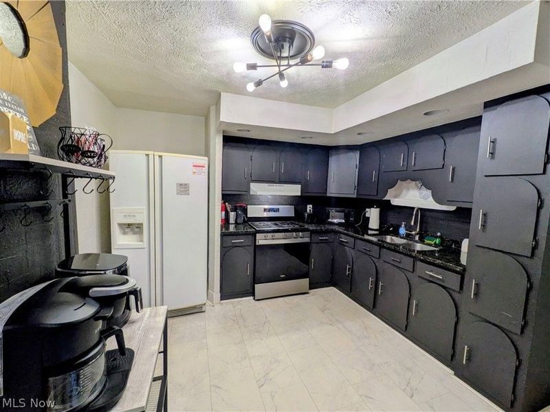 3211 Walton Avenue, Cleveland, OH 44113 Photo 18