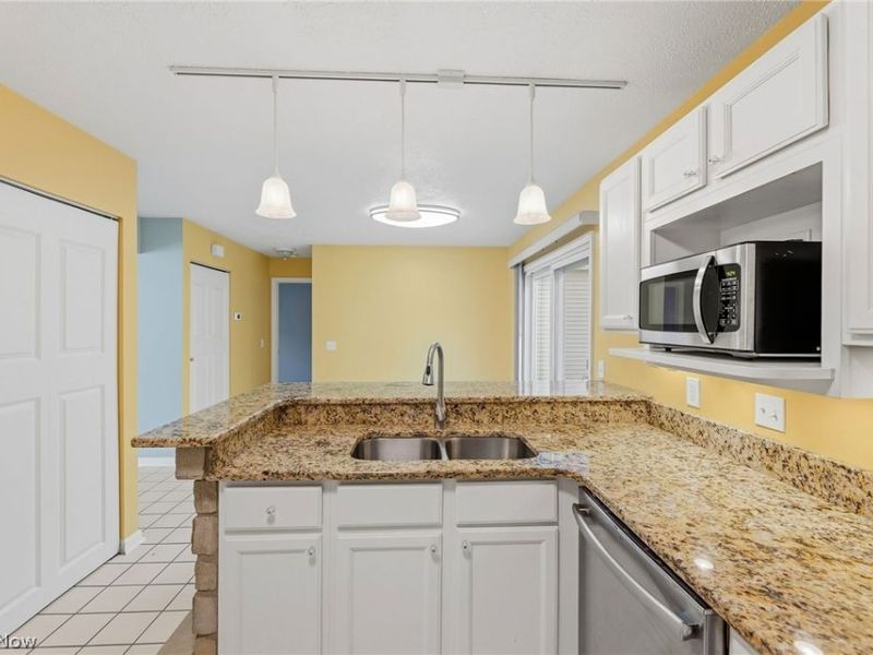 75 Dover Place Lane, Northfield Center, OH 44067 Photo 13