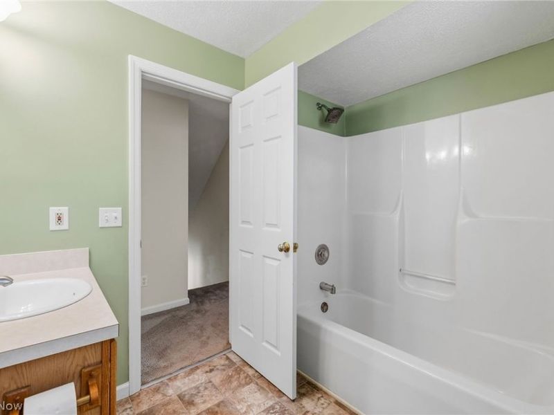 75 Dover Place Lane, Northfield Center, OH 44067 Photo 30