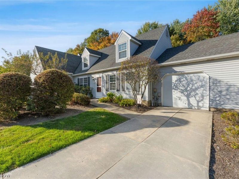 75 Dover Place Lane, Northfield Center, OH 44067 Photo 4