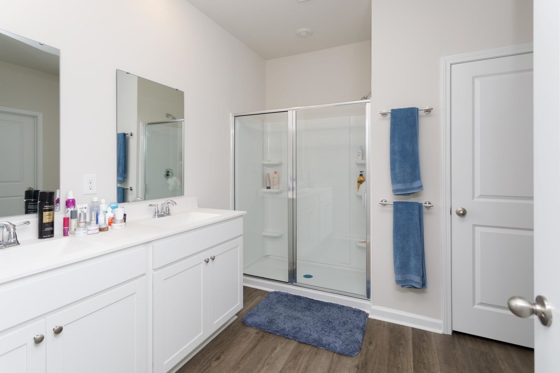 153 Homestead Way Photo 12