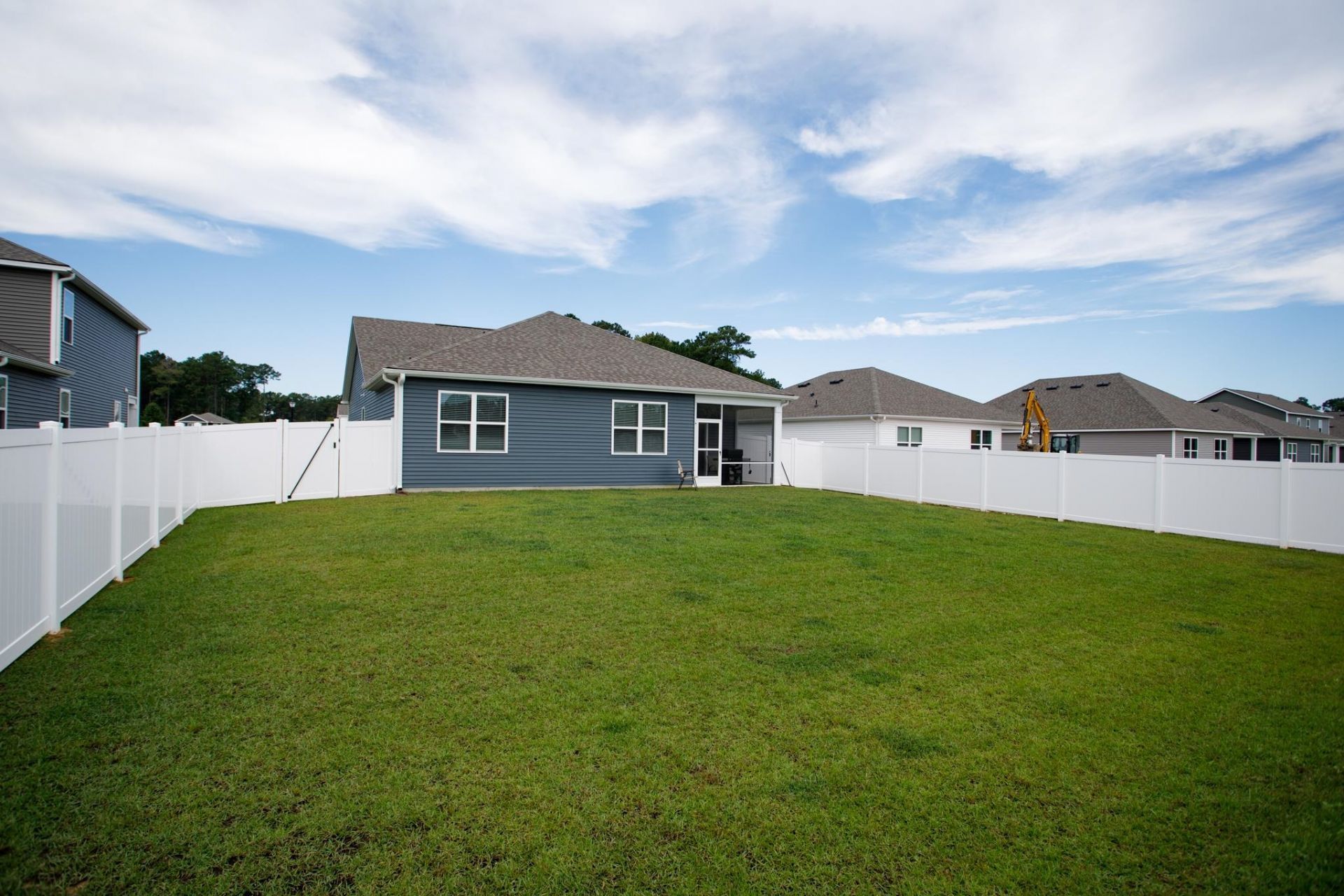153 Homestead Way Photo 32