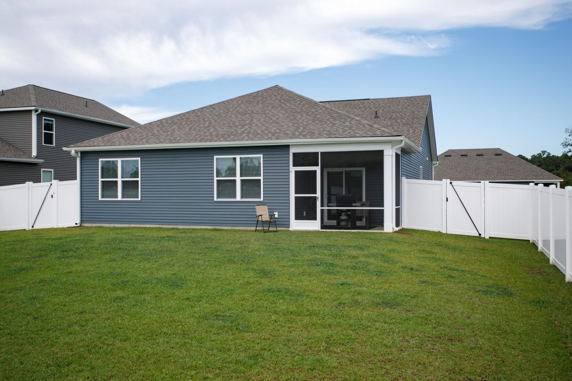 153 Homestead Way Photo 34
