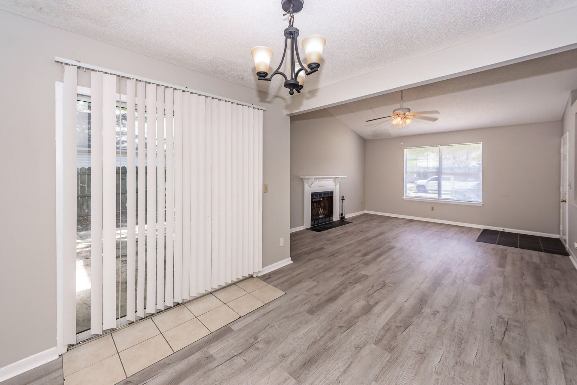 1022 Oakcrest Drive Photo 11