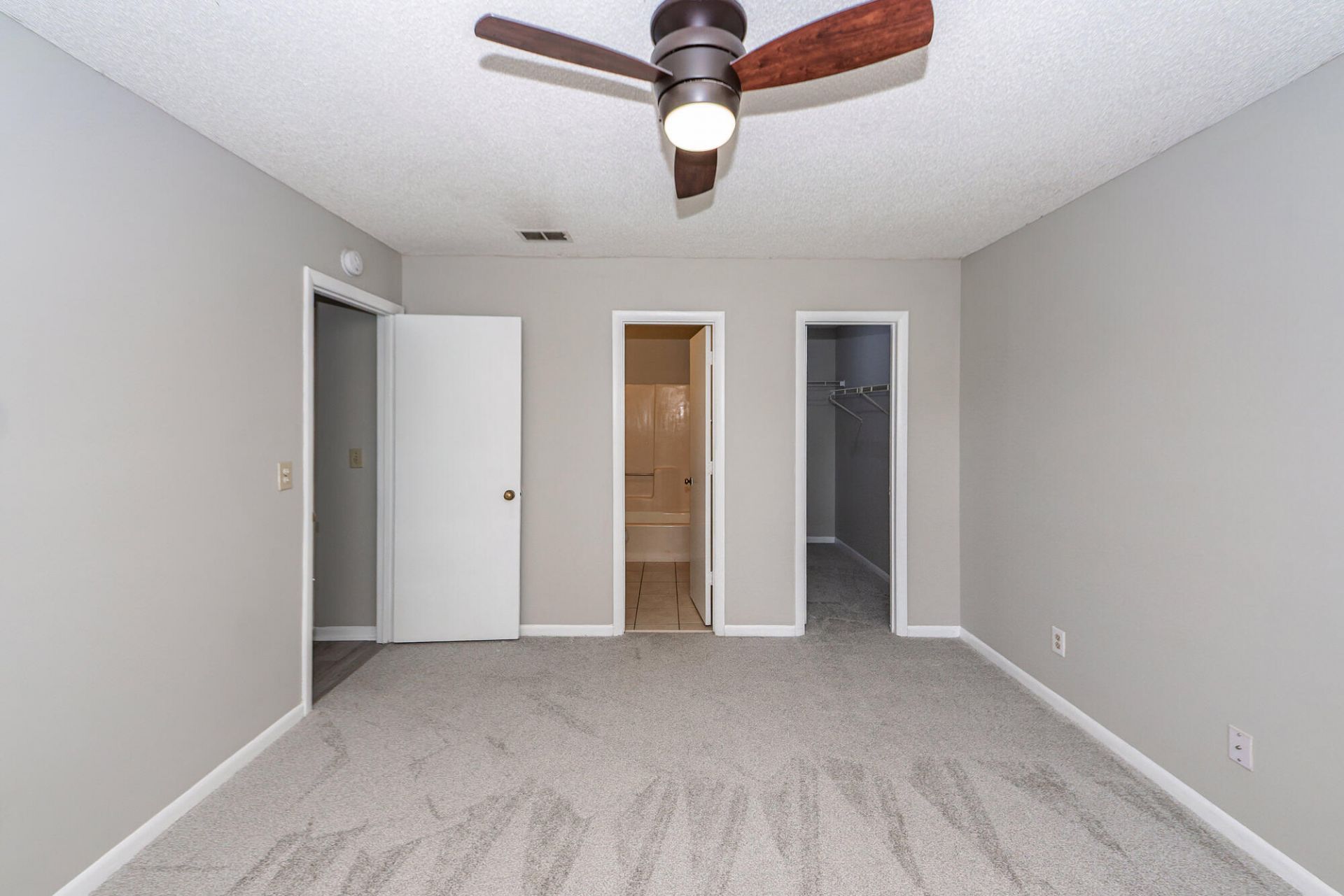 1022 Oakcrest Drive Photo 27