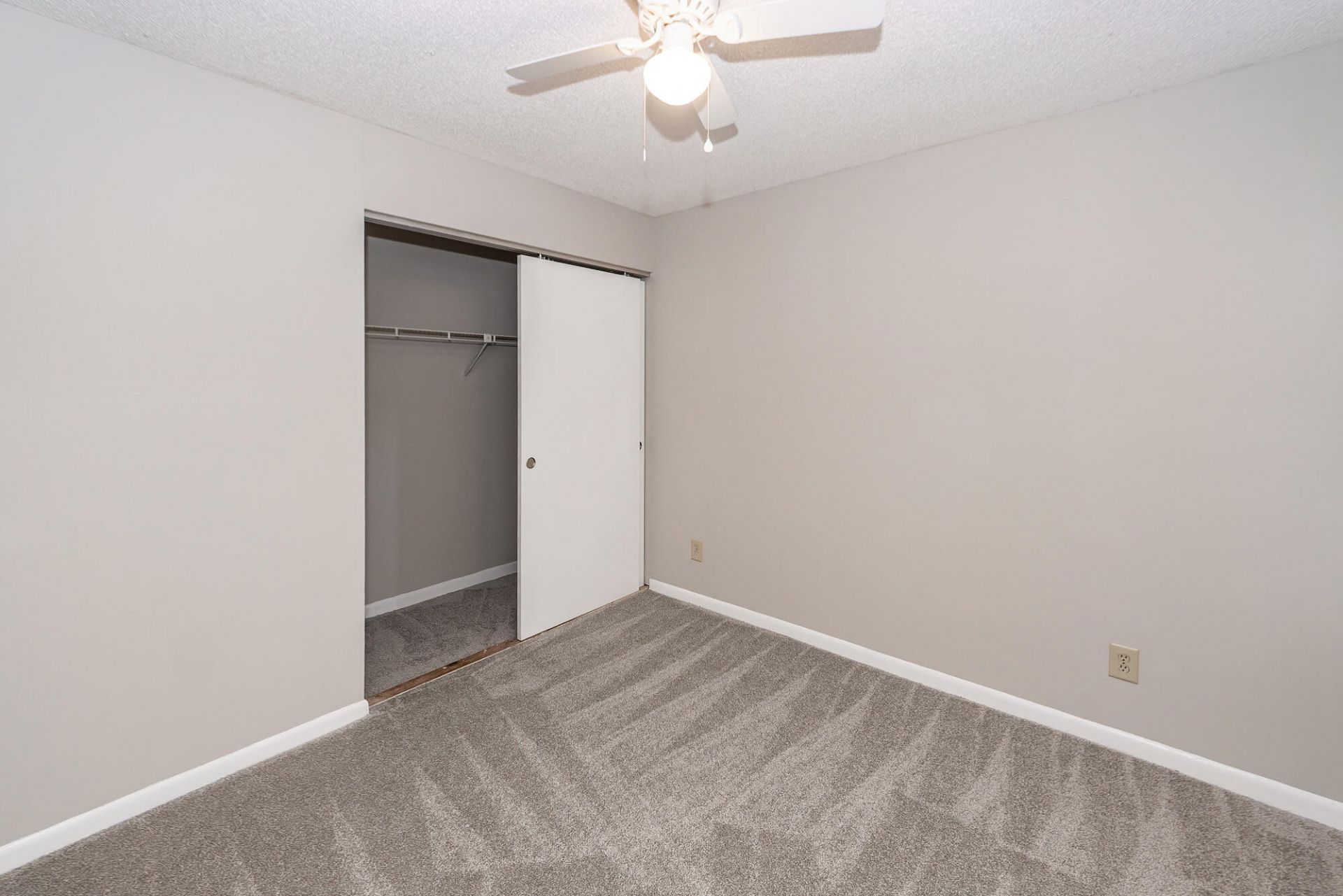 1022 Oakcrest Drive Photo 30