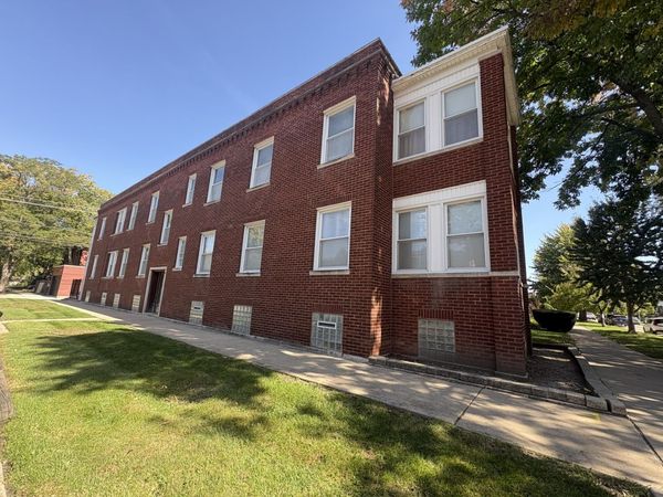 4705 N Long Avenue, Unit 1N, Chicago, IL 60630