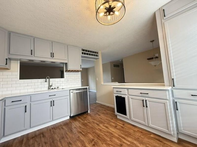 2466 Ferdinand Drive, Burlington, KY 41005 Photo 2