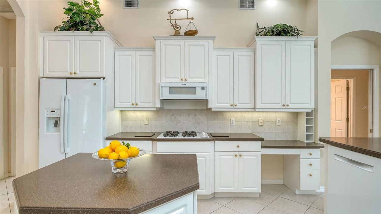 7726 Heathfield Court, University Park, FL 34201 Photo
