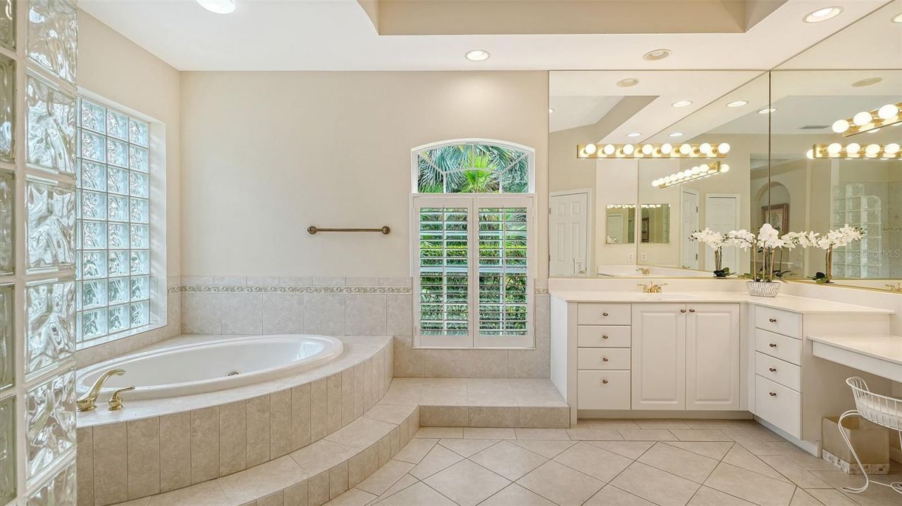 7726 Heathfield Court, University Park, FL 34201 Photo