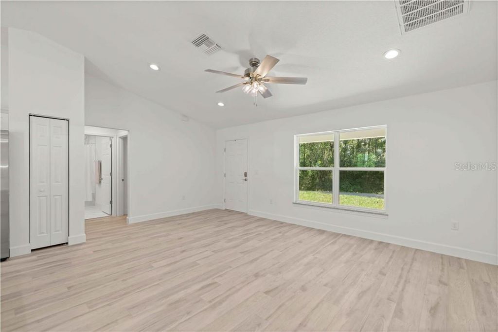 20615 SW Robin Drive , Dunnellon, FL 34431 Photo