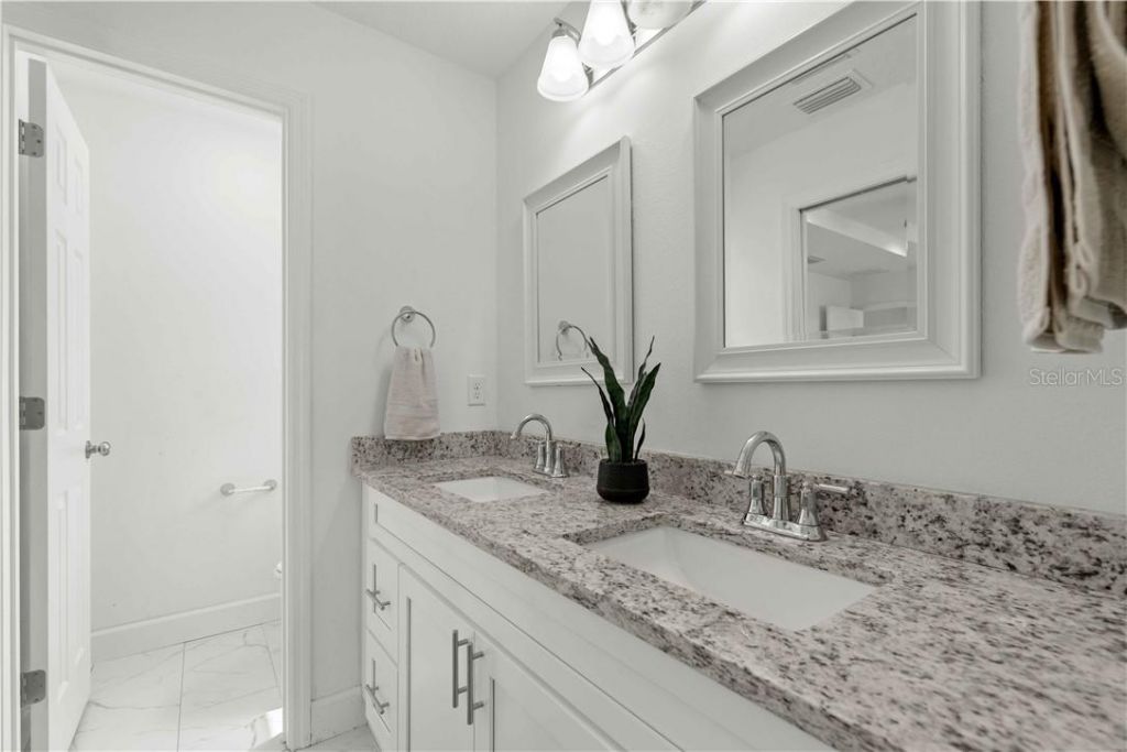 20615 SW Robin Drive , Dunnellon, FL 34431 Photo