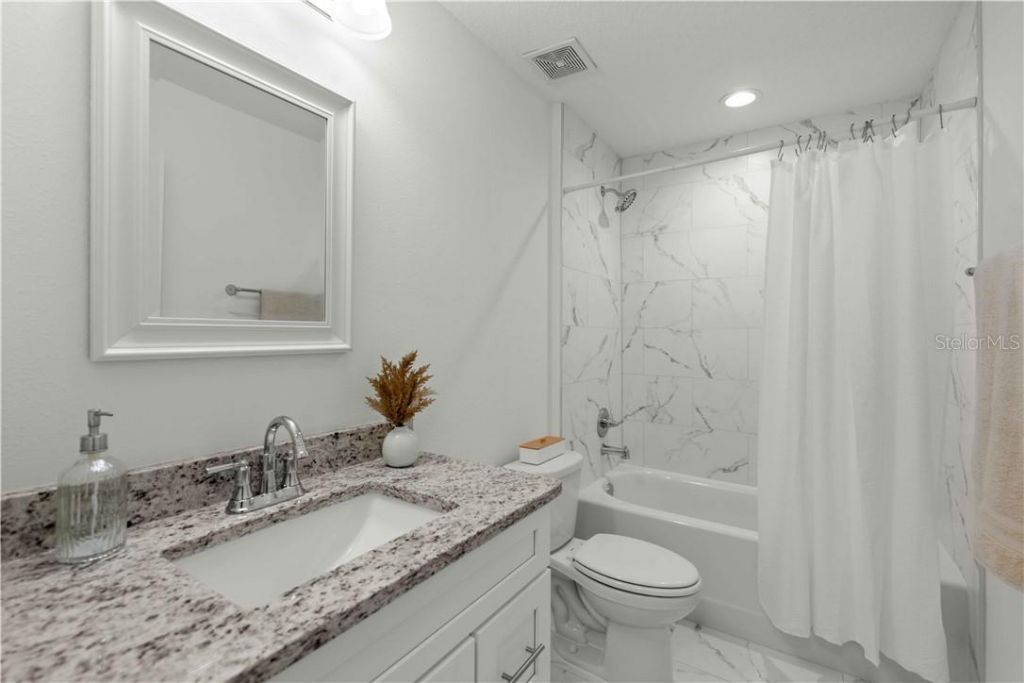 20615 SW Robin Drive , Dunnellon, FL 34431 Photo