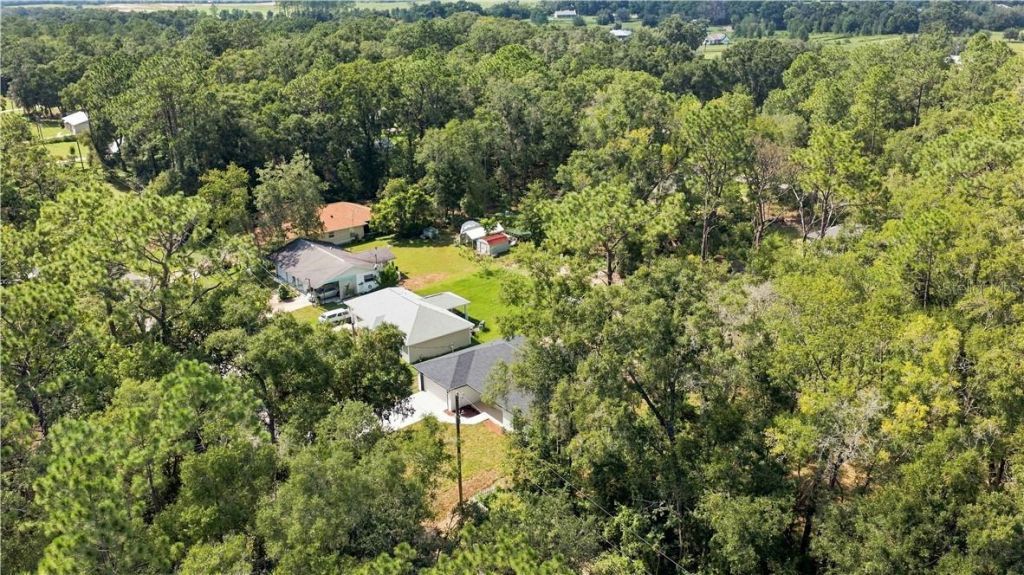 20615 SW Robin Drive , Dunnellon, FL 34431 Photo
