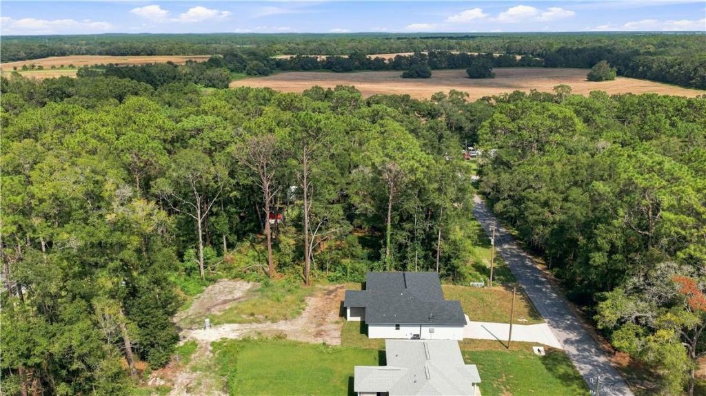 20615 SW Robin Drive , Dunnellon, FL 34431 Photo