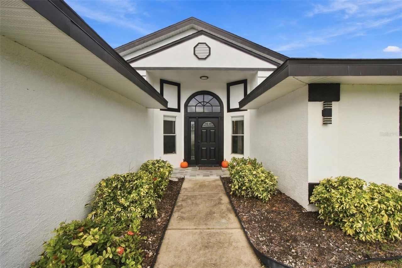 3817 105th Avenue N, Clearwater, FL 33762 Photo