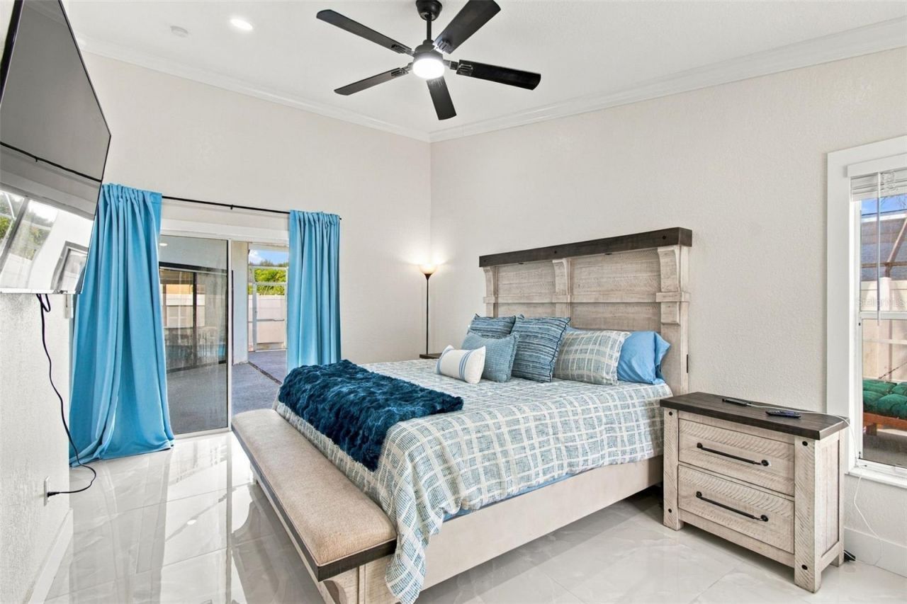 3817 105th Avenue N, Clearwater, FL 33762 Photo