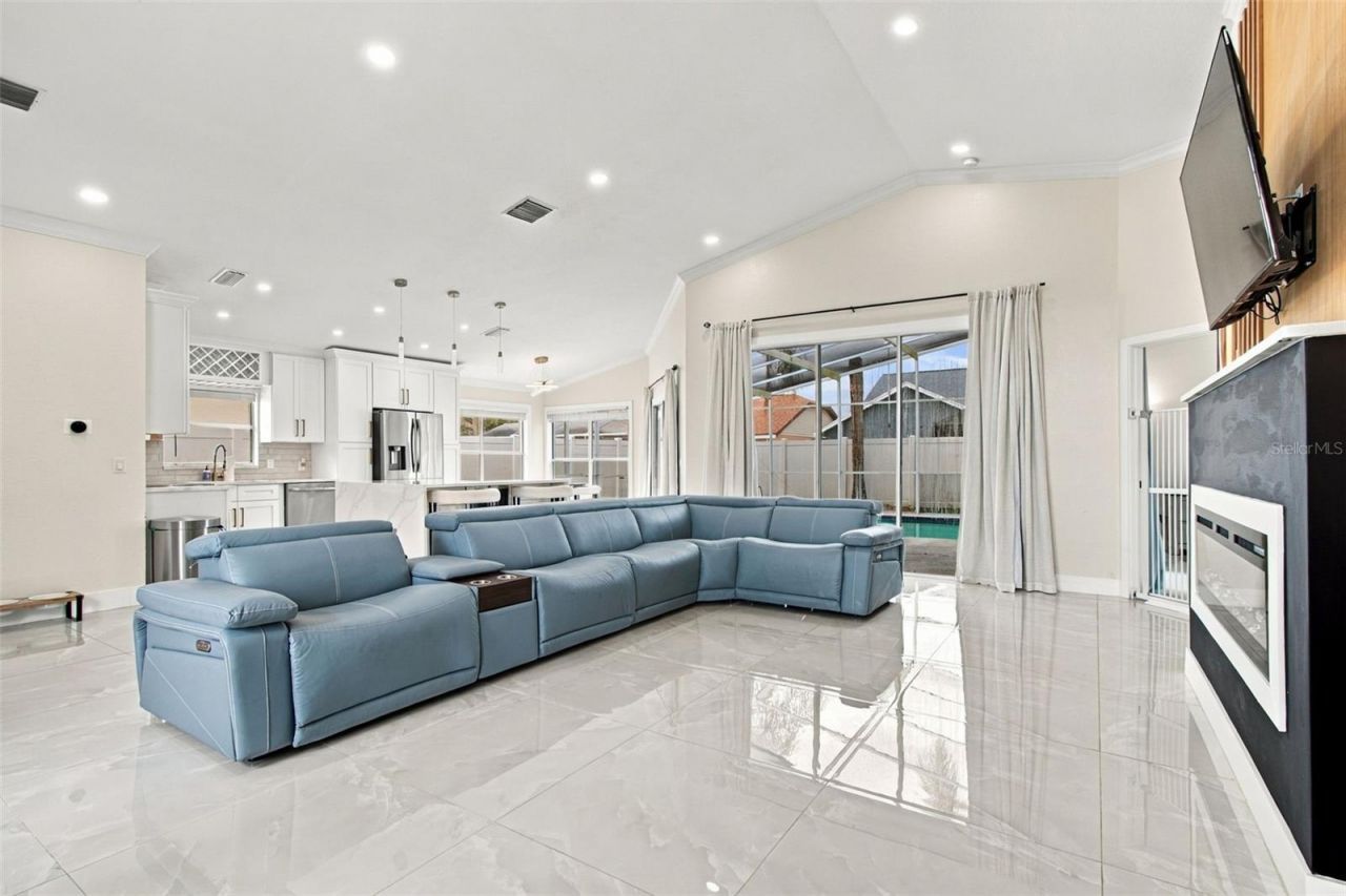 3817 105th Avenue N, Clearwater, FL 33762 Photo